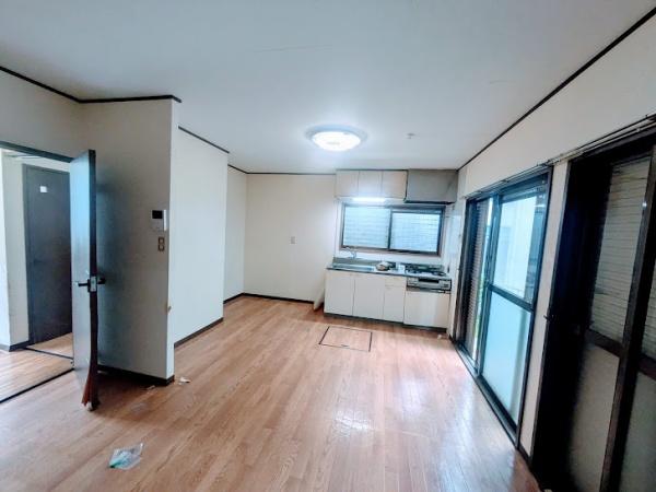 ファミーユ彩霞