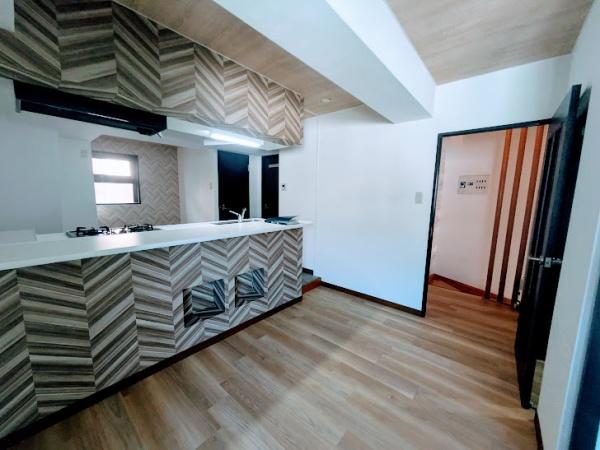 横浜市神奈川区高島台のテラスハウス