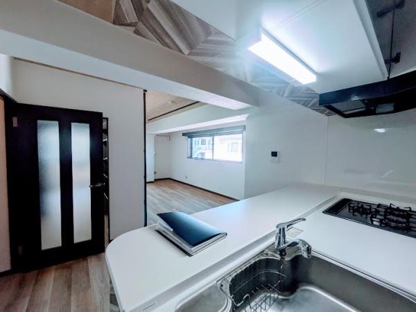 横浜市神奈川区高島台のテラスハウス