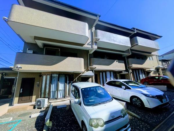 横浜市神奈川区高島台のテラスハウス