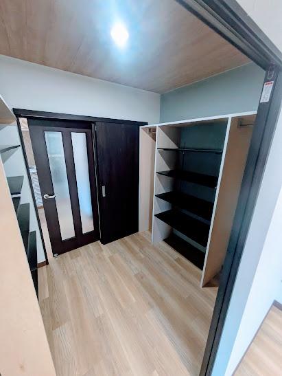 横浜市神奈川区高島台のテラスハウス