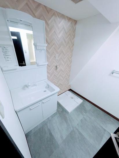 横浜市神奈川区高島台のテラスハウス