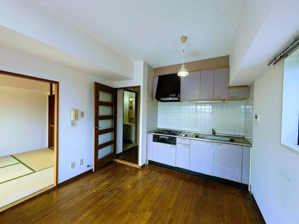 横浜市神奈川区子安通３丁目のマンション