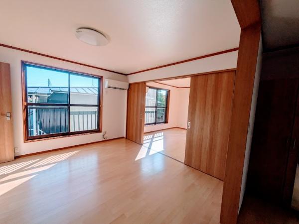 横浜市神奈川区菅田町の貸家