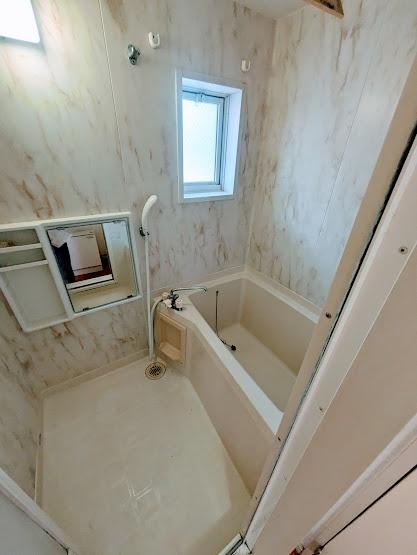 横浜市神奈川区菅田町のアパート