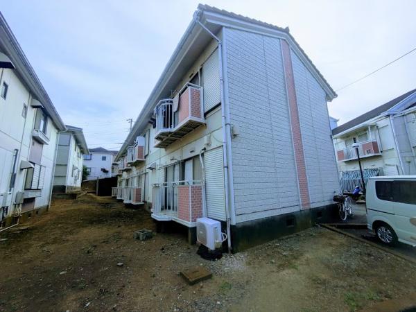 横浜市南区六ツ川２丁目のアパート