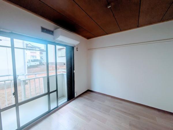 横浜市南区六ツ川２丁目のアパート