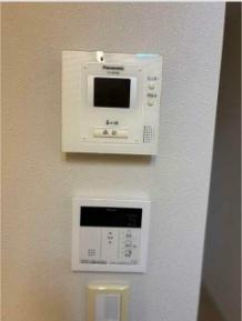 横浜市西区浅間町３丁目のテラスハウス