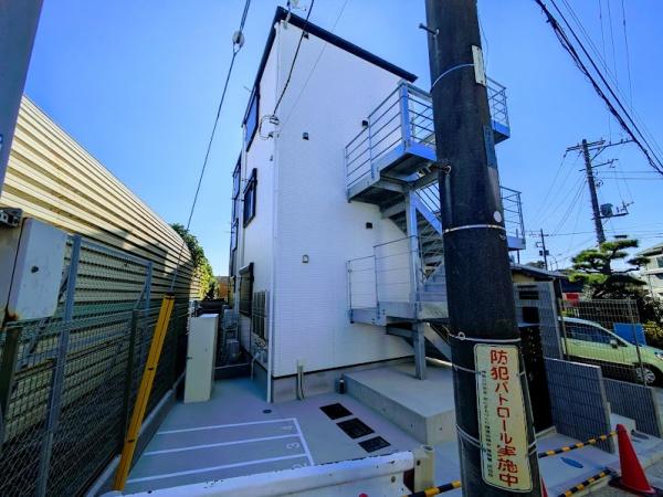 横浜市神奈川区三ツ沢西町のアパート