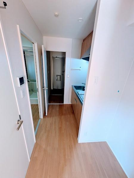 横浜市神奈川区三枚町のアパート