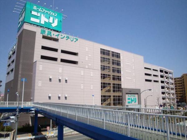 横浜市神奈川区三枚町のアパート(ニトリ新横浜店)