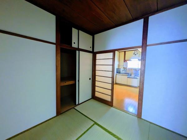 横浜市神奈川区七島町のアパート