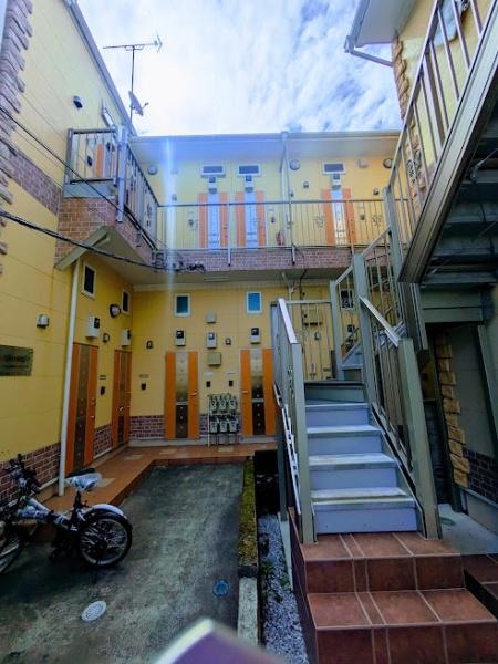 横浜市神奈川区子安台１丁目の事務所