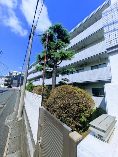 横浜市保土ケ谷区権太坂２丁目のマンション