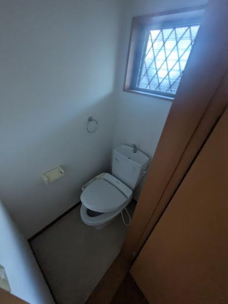 横浜市神奈川区栄町のアパート