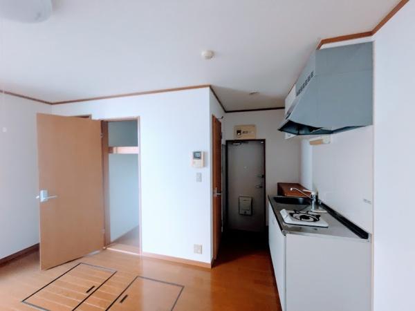 横浜市神奈川区栄町のアパート