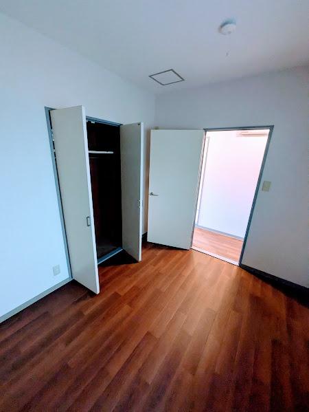 横浜市神奈川区菅田町のマンション