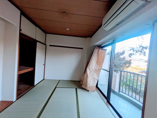 横浜市神奈川区菅田町のマンション