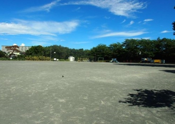 横浜市戸塚区平戸１丁目の貸家(川上公園)