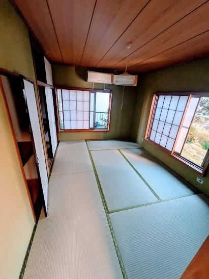 横浜市神奈川区三枚町の貸家