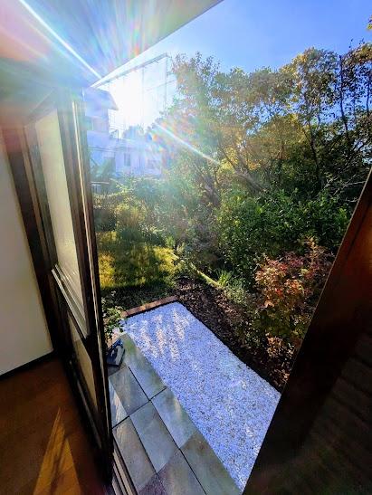 横浜市神奈川区三枚町の貸家