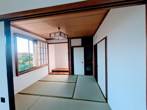 横浜市神奈川区三枚町の貸家