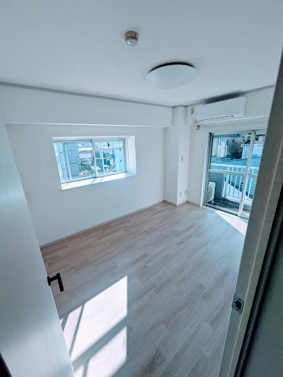 横浜市神奈川区三ツ沢西町のテラスハウス