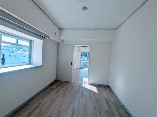 横浜市神奈川区三ツ沢西町のテラスハウス