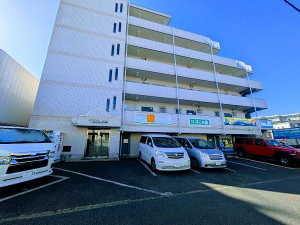 ベルシェ三ツ沢