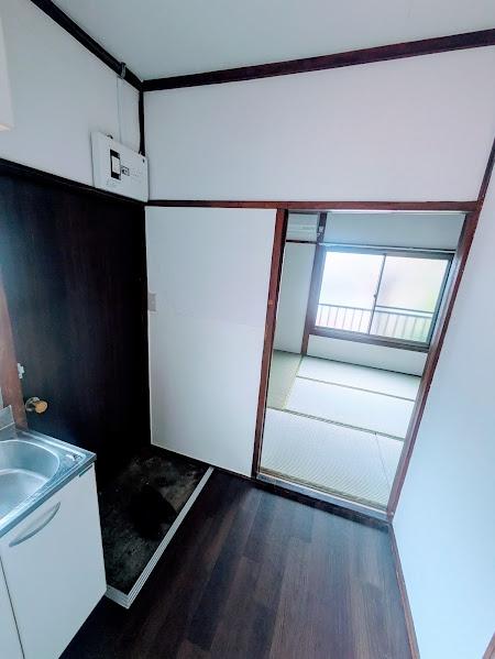 横浜市西区西戸部町２丁目のアパート