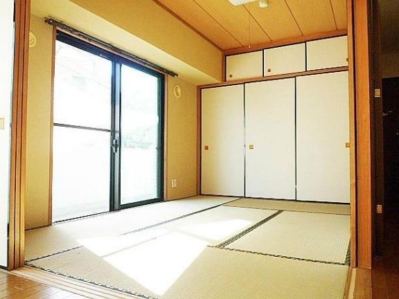 横浜市西区藤棚町２丁目のマンション