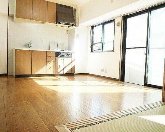横浜市西区藤棚町２丁目のマンション