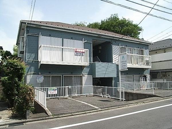 横浜市神奈川区三ツ沢東町のアパート