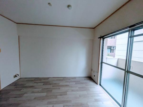 横浜市南区花之木町２丁目のマンション