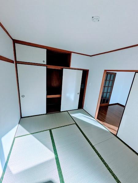 横浜市神奈川区三枚町のマンション