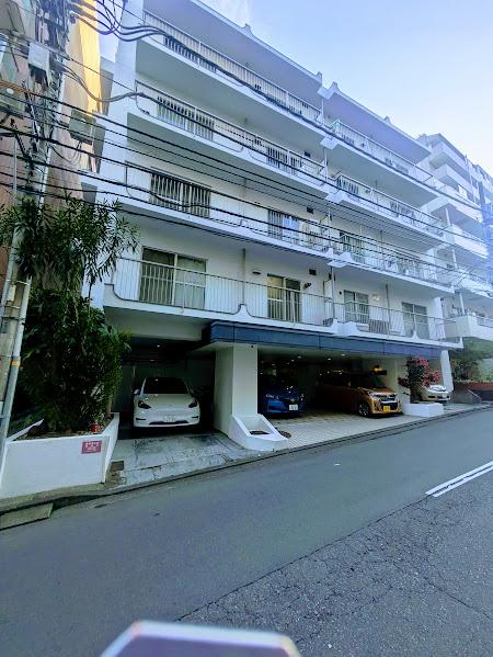 横浜市神奈川区台町のマンション