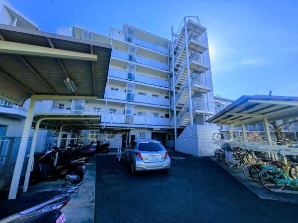 横浜市緑区鴨居４丁目のマンション