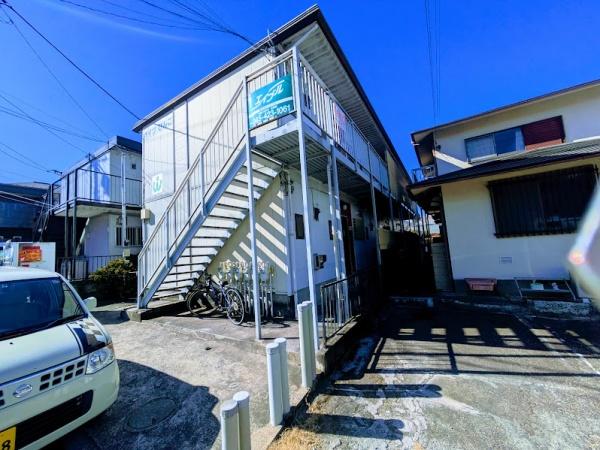 横浜市神奈川区中丸のアパート
