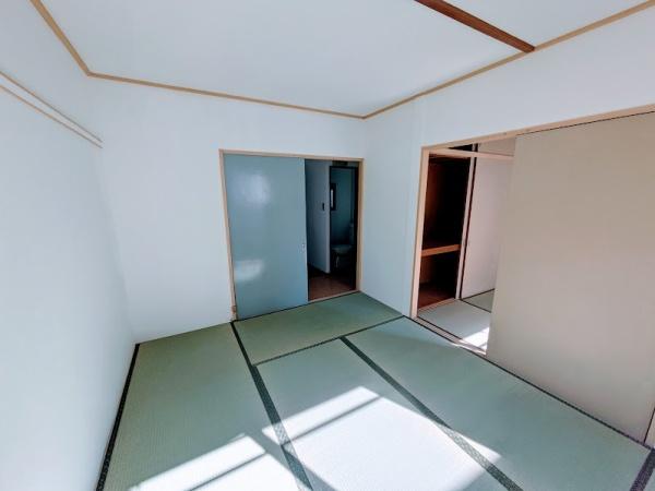 横浜市神奈川区中丸のアパート