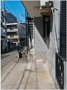 横浜市保土ケ谷区西久保町の貸家