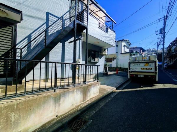 横浜市保土ケ谷区西久保町の貸家