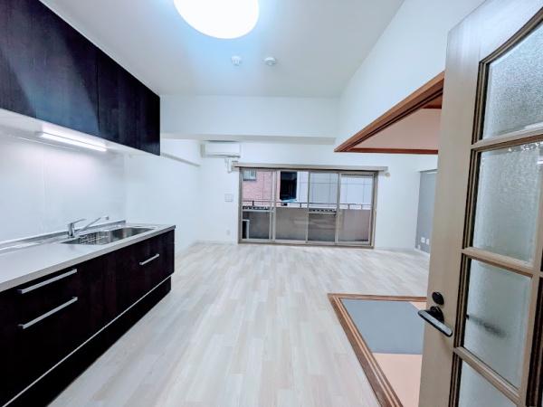 横浜市南区白妙町２丁目のマンション