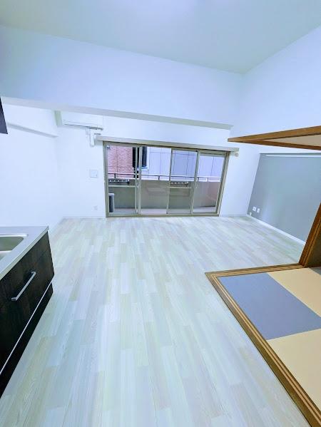 横浜市南区白妙町２丁目のマンション