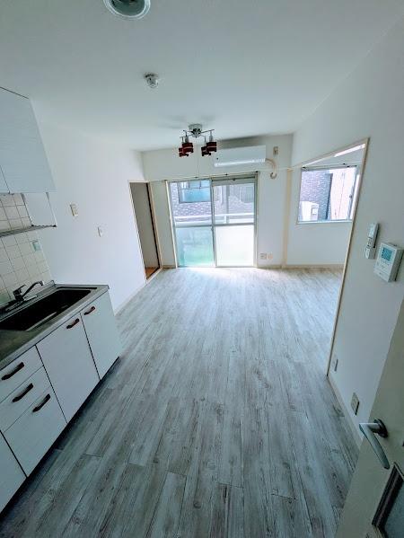 横浜市神奈川区松本町５丁目のマンション