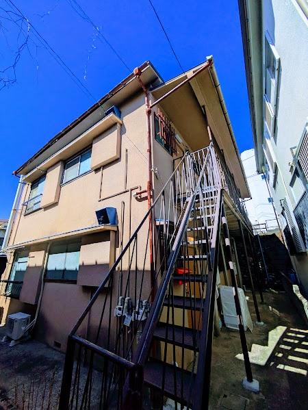 横浜市南区三春台のアパート