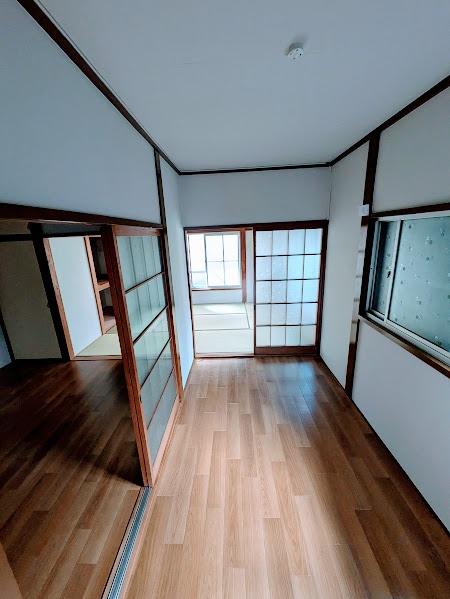 横浜市南区三春台のアパート