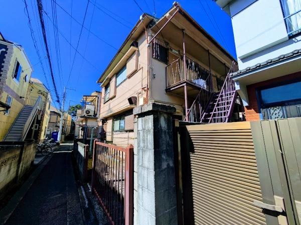 横浜市南区三春台のアパート
