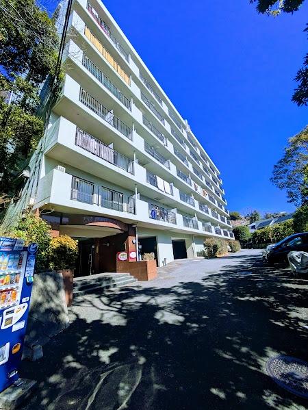横浜市南区六ツ川３丁目のマンション