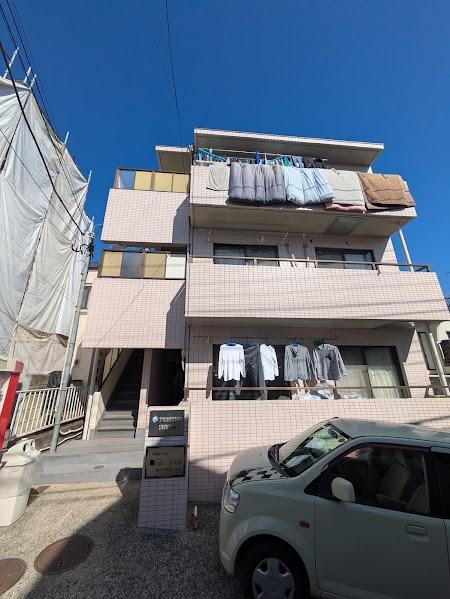 横浜市神奈川区菅田町のマンション