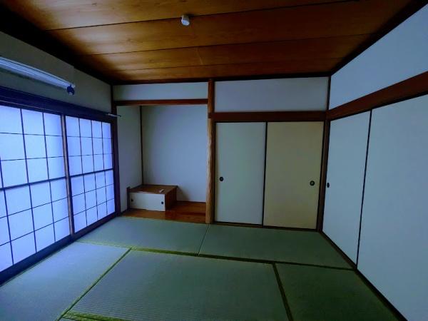 横浜市西区東久保町の貸家